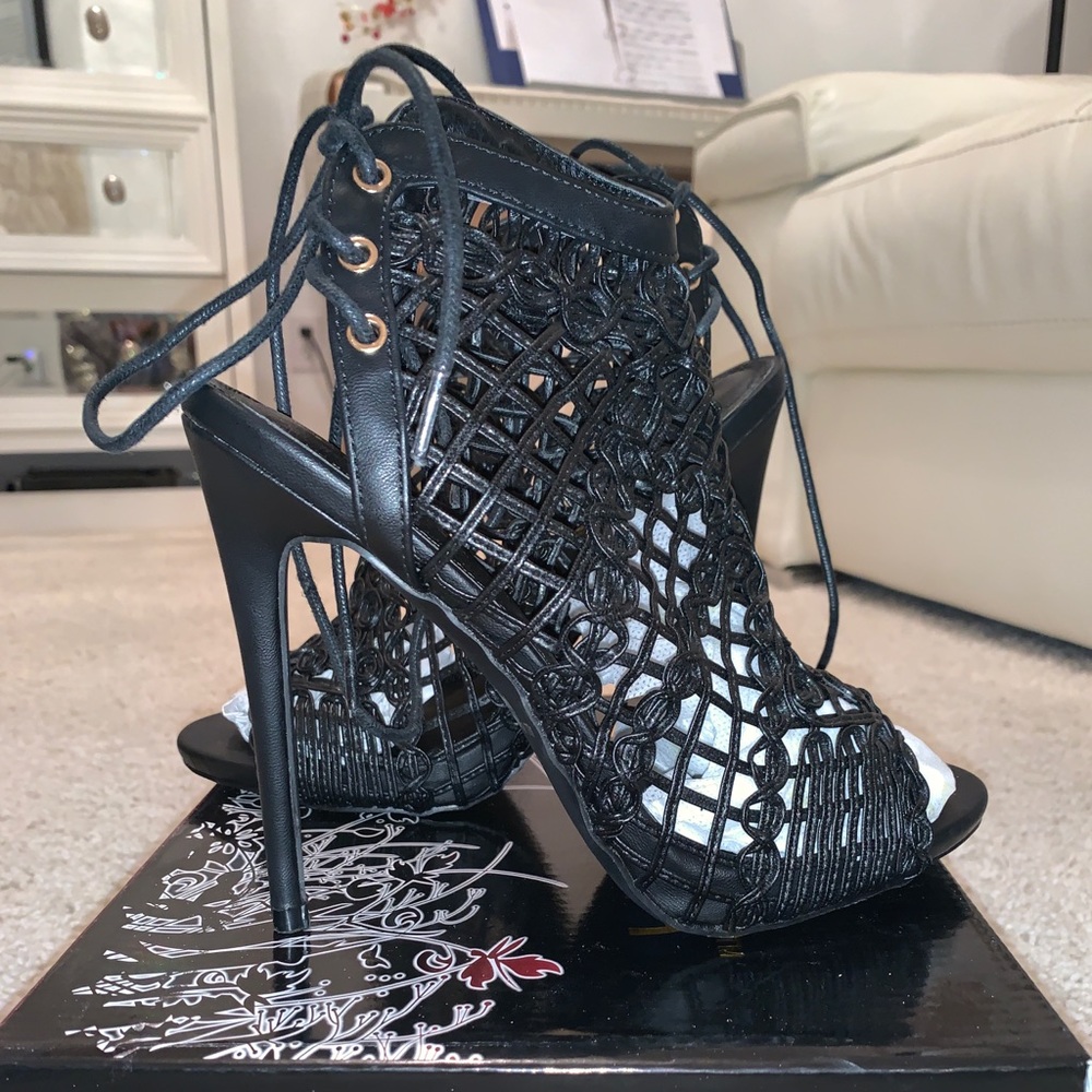 Black Sandals